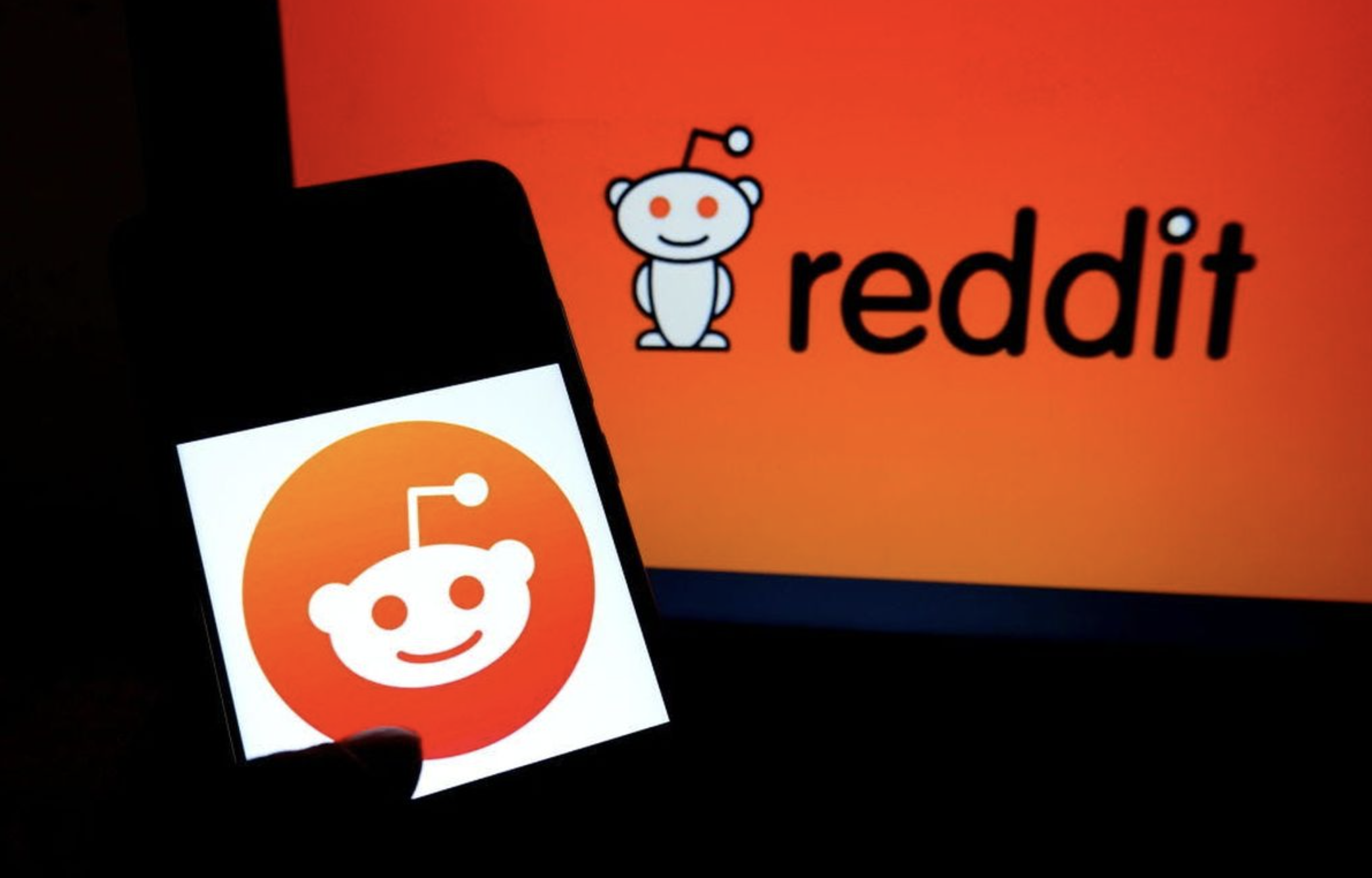 what is reddit marketing